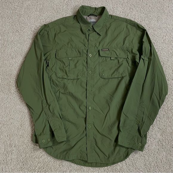 Men's COLUMBIA Forest Green TITANIUM GRT Omni Dry GORPCORE Outdoor SHIRT  M - Picture 1 of 5